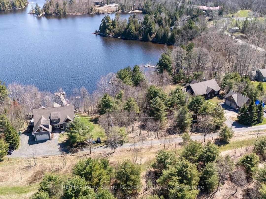 10 Alex Lane, Maple Lake