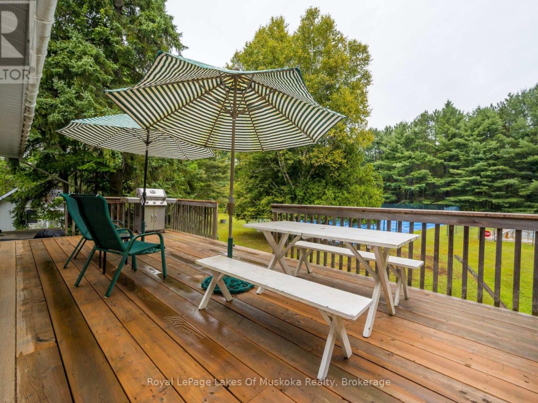 574 RAVENSCLIFFE ROAD, 