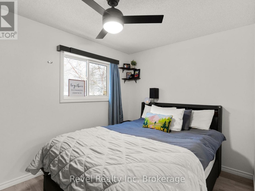 206 - 1 GEORGIAN BAY AVENUE, Parry Sound