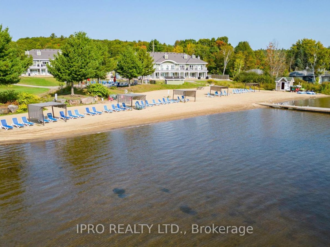 16 1869 Muskoka Rd 118 West Road, Lake Muskoka