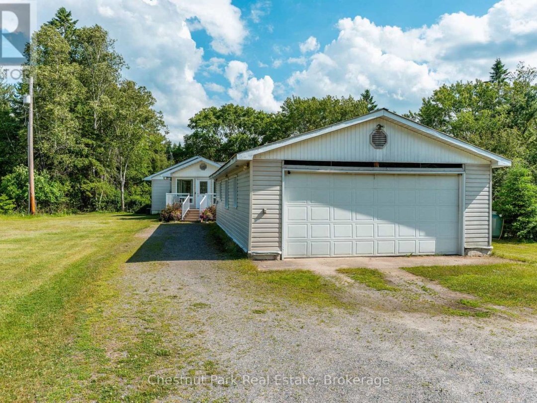 1054 GREEN LAKE ROAD, 