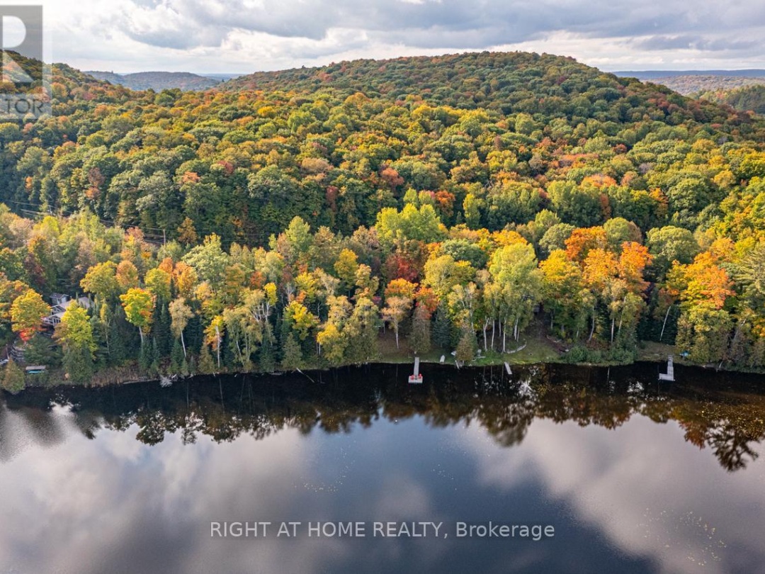 1220 PORTAGE LAKE ROAD, 