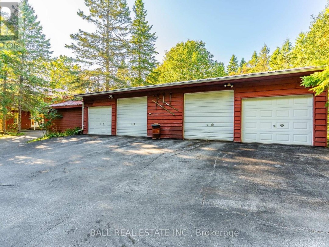 849 COUNTY RD 49, 