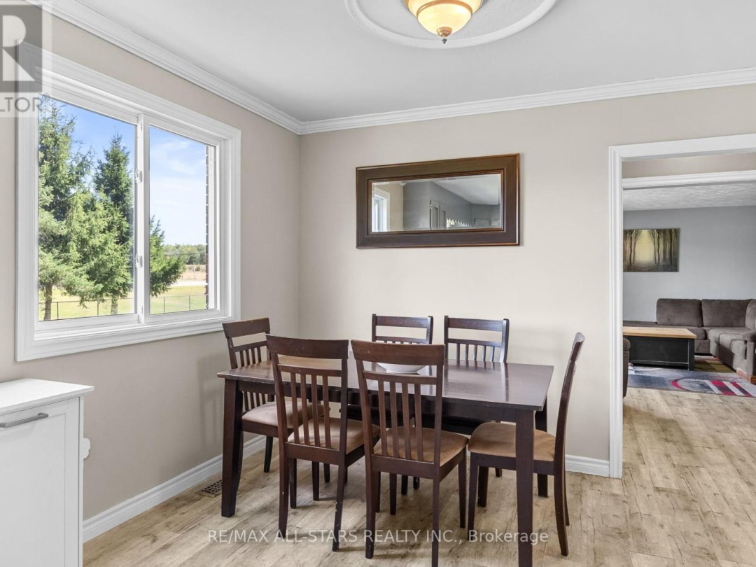 6077 HWY 35, 