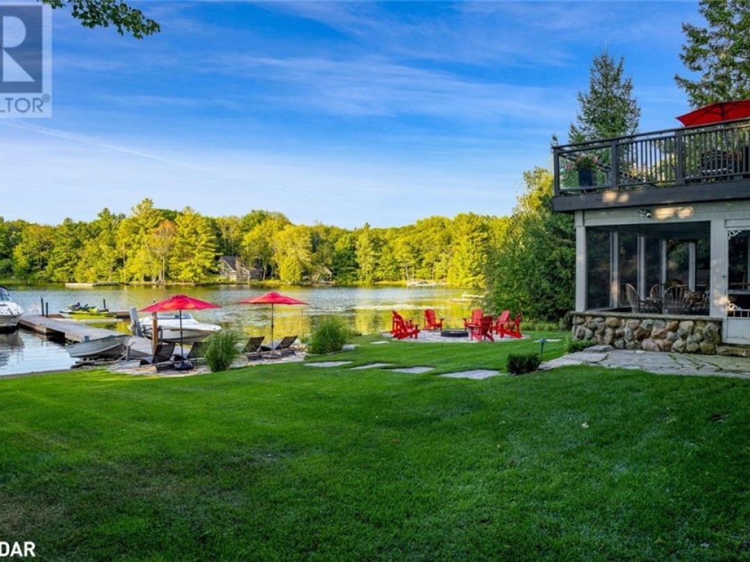 3352 Russell Drive, Gloucester Pool
