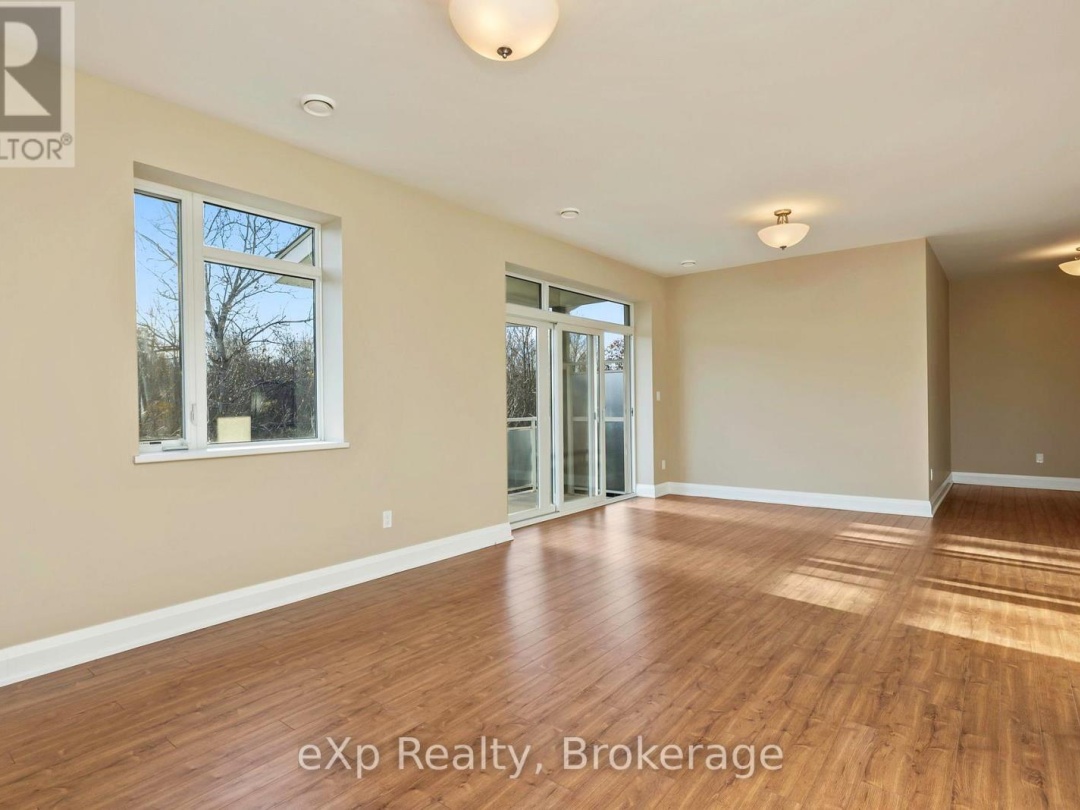 308 - 20D SILVER BIRCH COURT, 