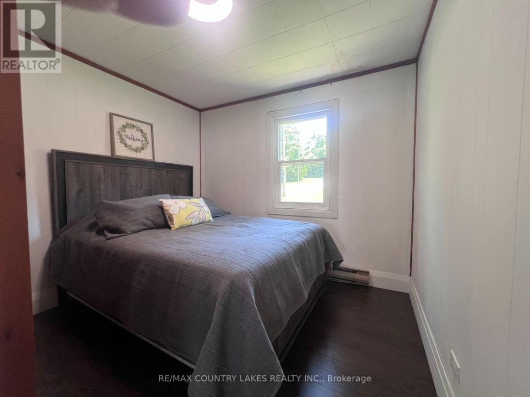 10 ROCKSIDE LANE, 