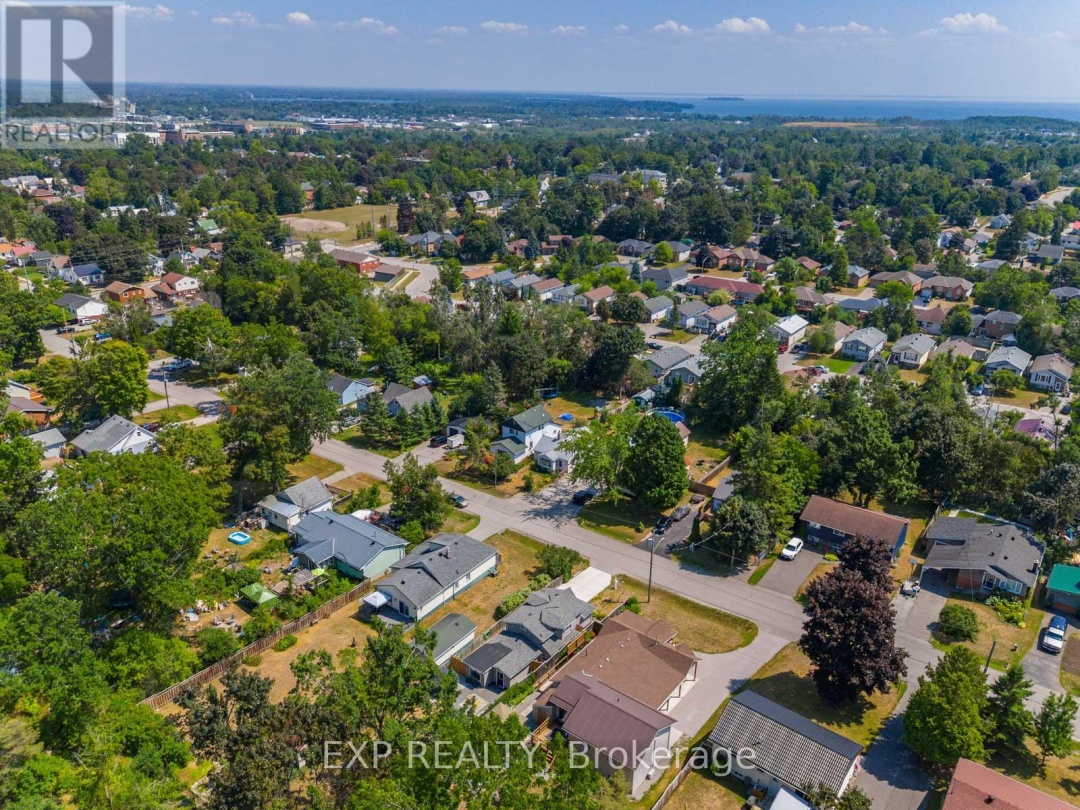 370 HOMEWOOD AVENUE, 