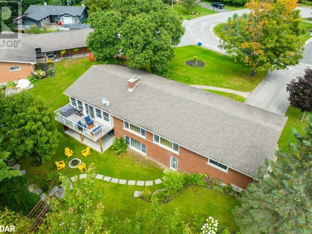 443 By Lock Acres Road, Muskoka River