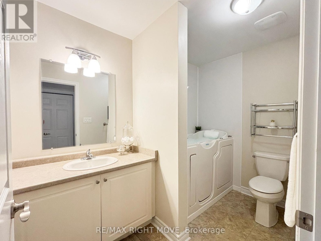 123 Lucy Lane, Orillia