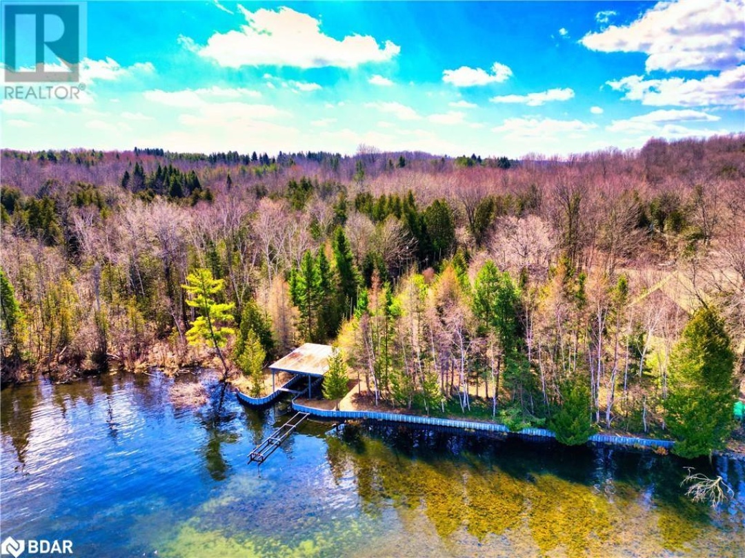 9 Beach Road, Bass Lake