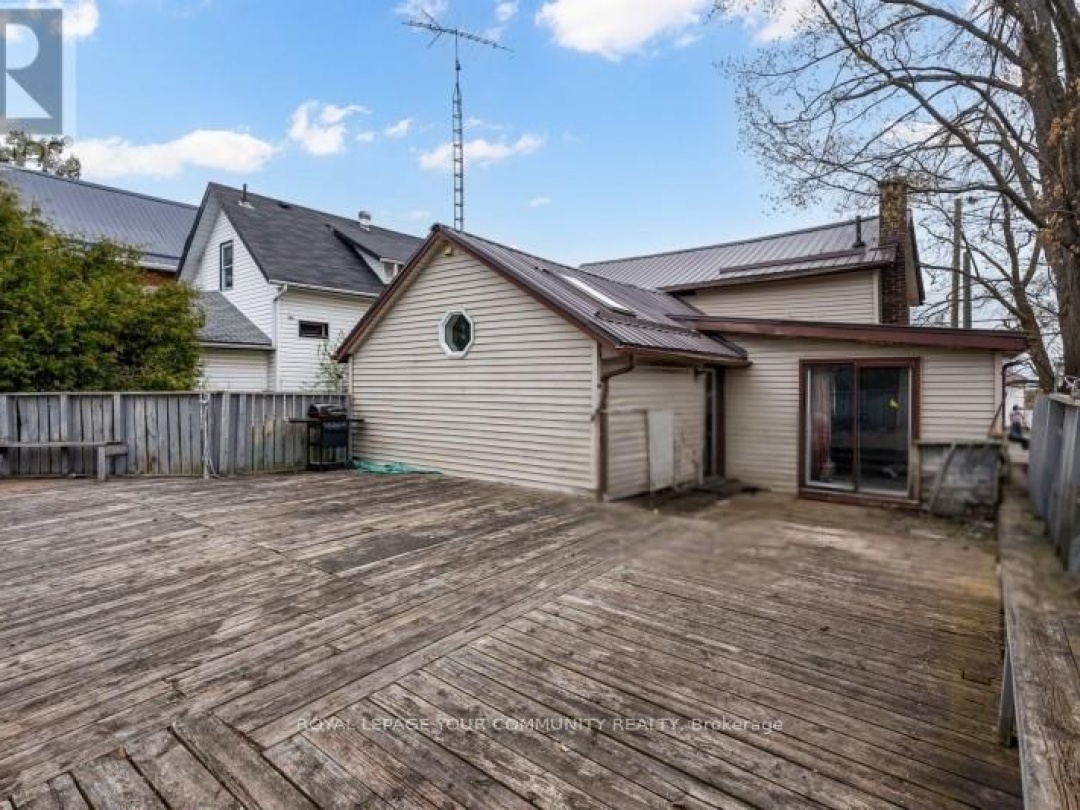 4071 Hwy 35 Highway, Kawartha Lakes (Cameron)