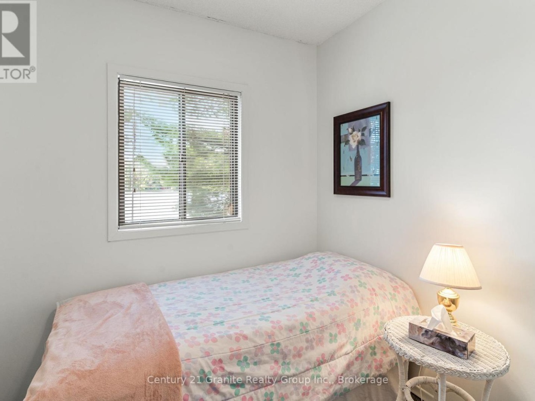 1100 FAIRFIELD BAY DRIVE SW, 