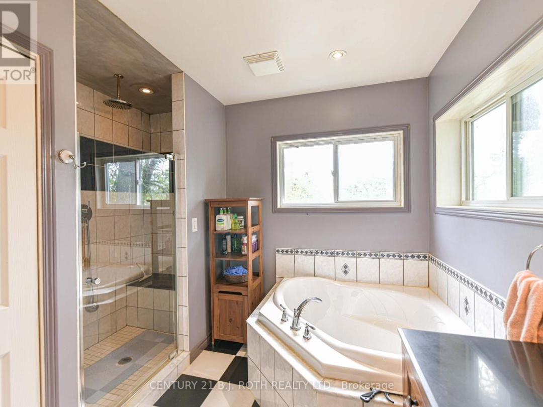 3297 MUSKOKA STREET, 