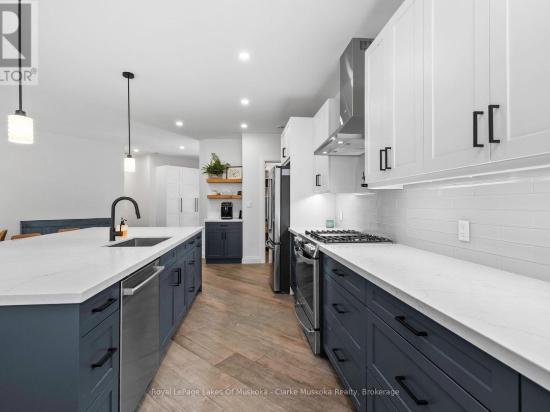 3278 RUSSELL DRIVE, 