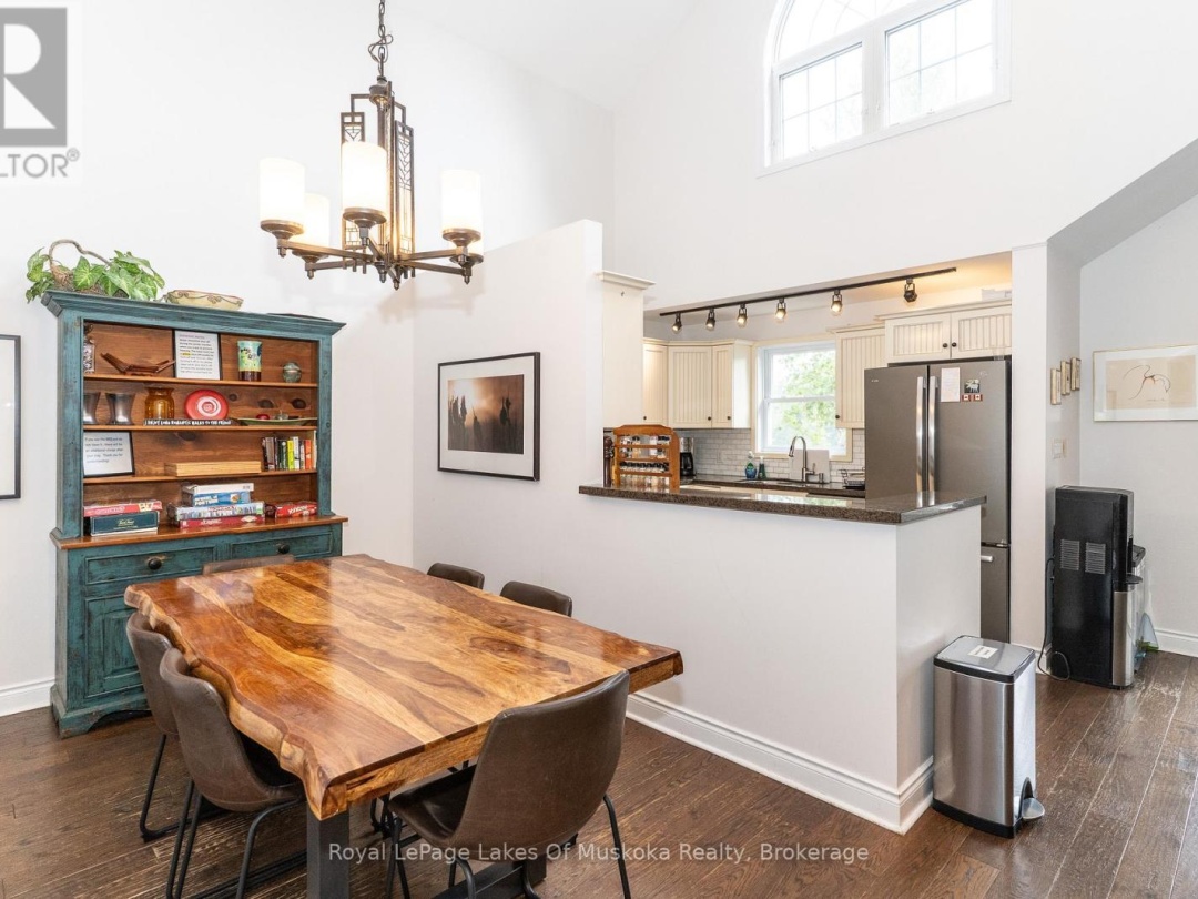 49 PINETREE ROAD, 