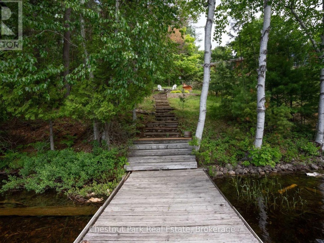 652 North Waseosa Lake Road, Waseosa Lake