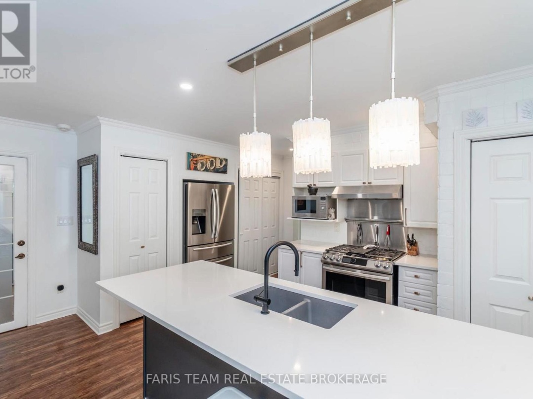 83 KING ROAD, 