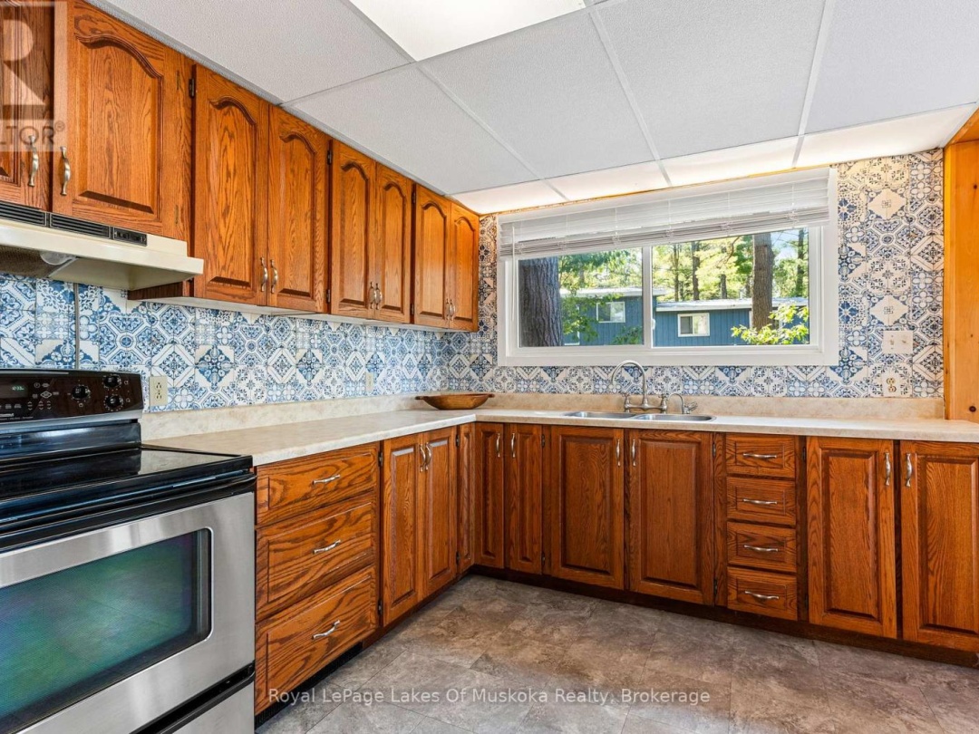 4 - 1379 MUSKOKA ROAD 169, Pine Lake
