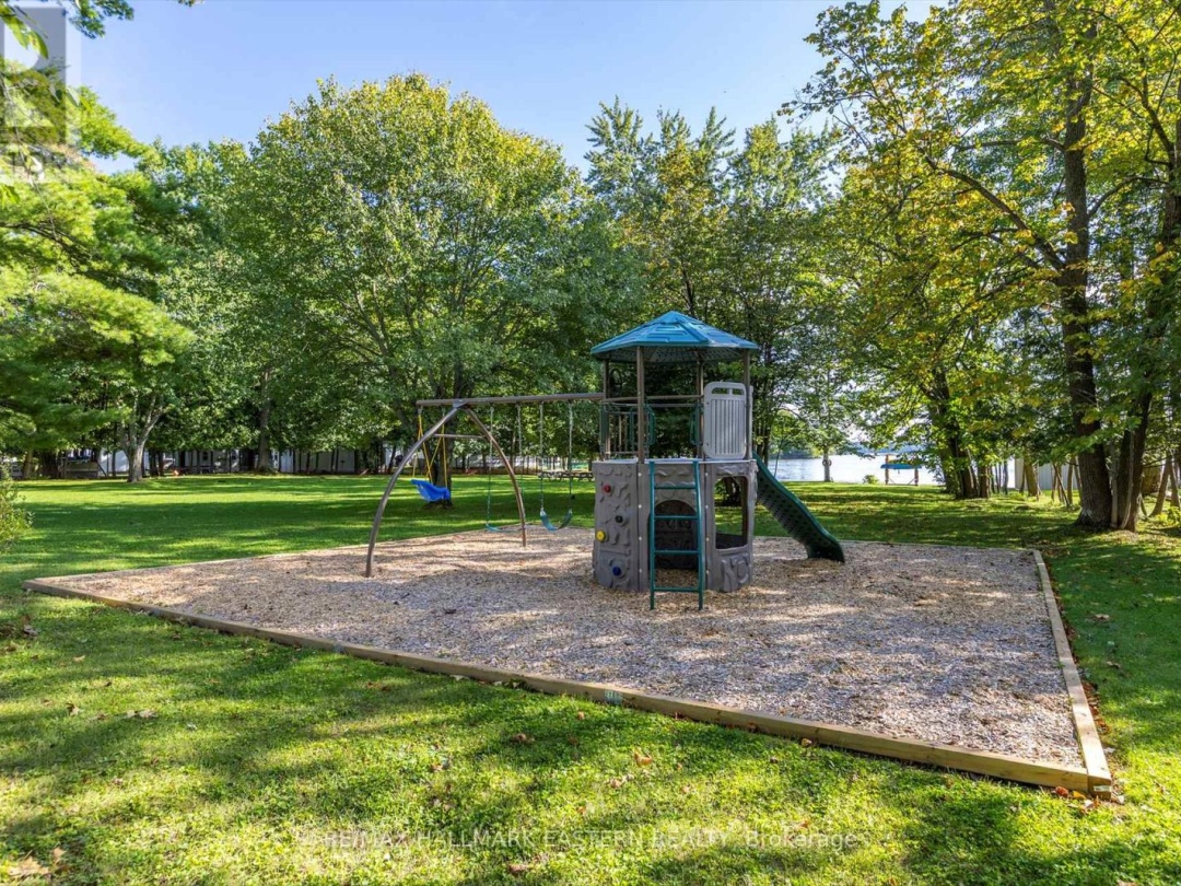 107 Pirates Glen Drive, Pigeon Lake