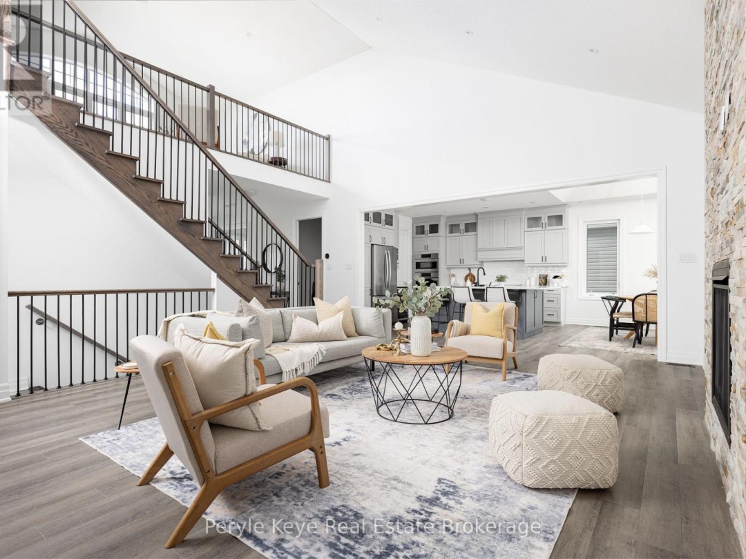 30 DYER CRESCENT, 