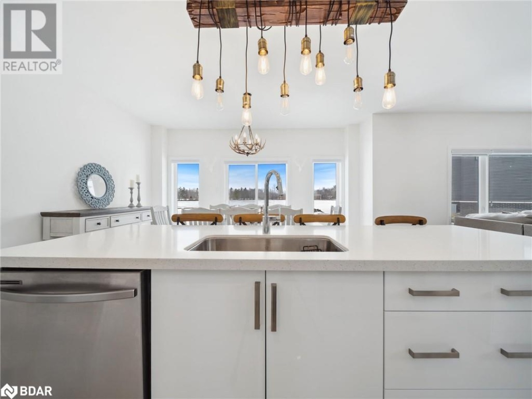 3727 Quayside Drive, Severn