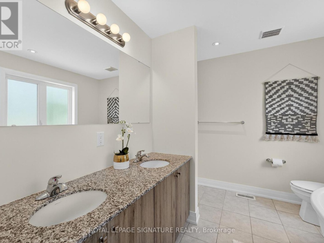 8 - 393 MANITOBA STREET, 