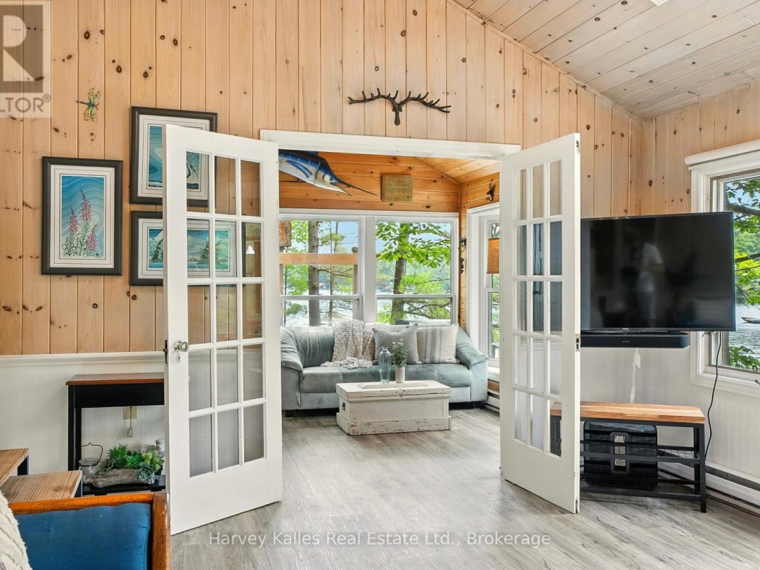 1078 MCKENZIE ROAD, 