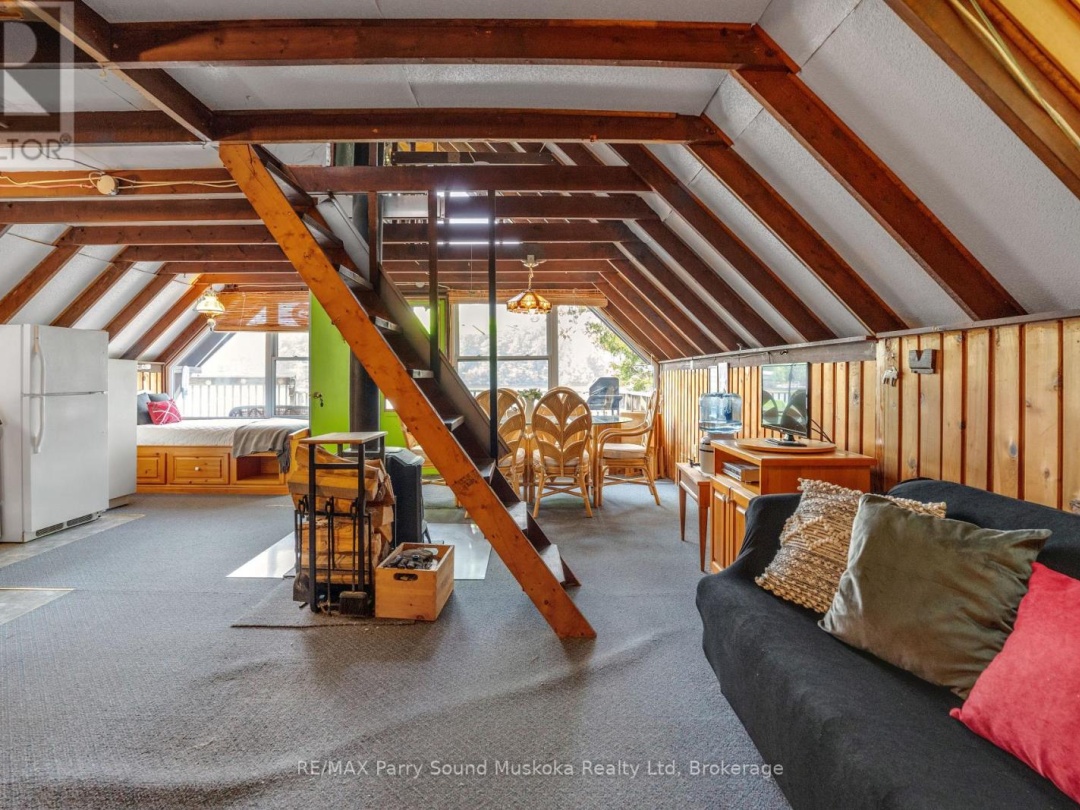 124 HEALEY LAKE WATER, 
