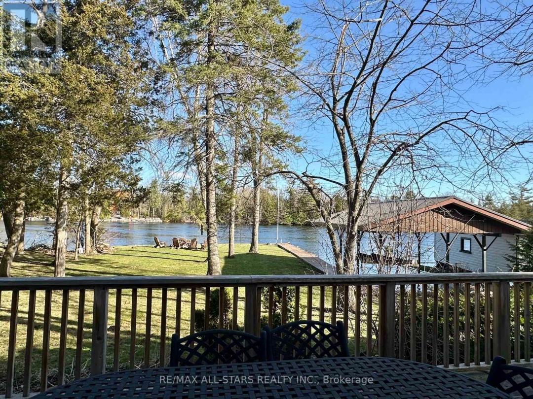 91 Riverside Drive, Pigeon Lake
