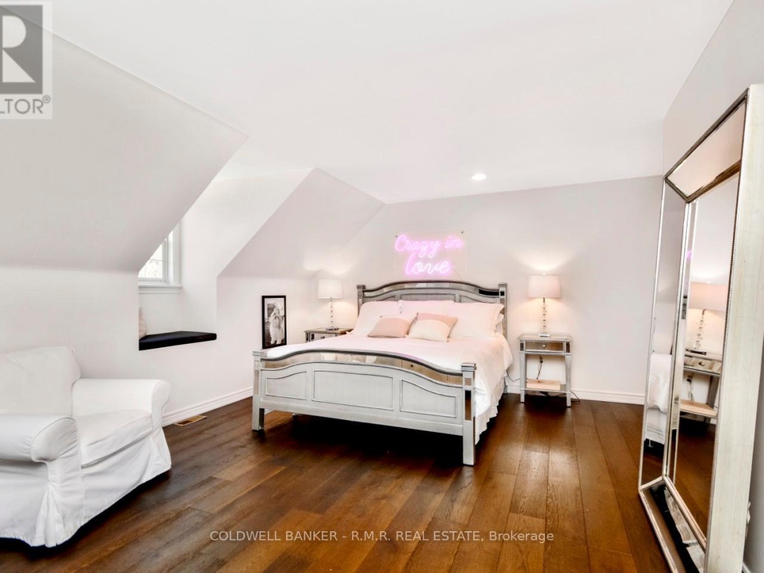 10 ARMITAGE AVENUE, 