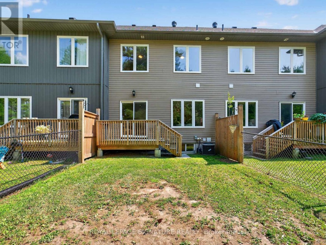 8 - 393 MANITOBA STREET, 