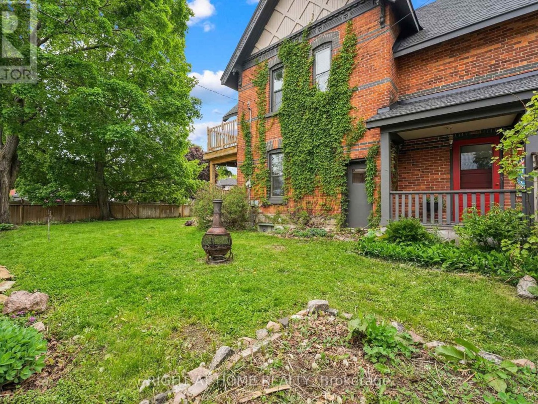 182 Nottawasaga Street, Orillia