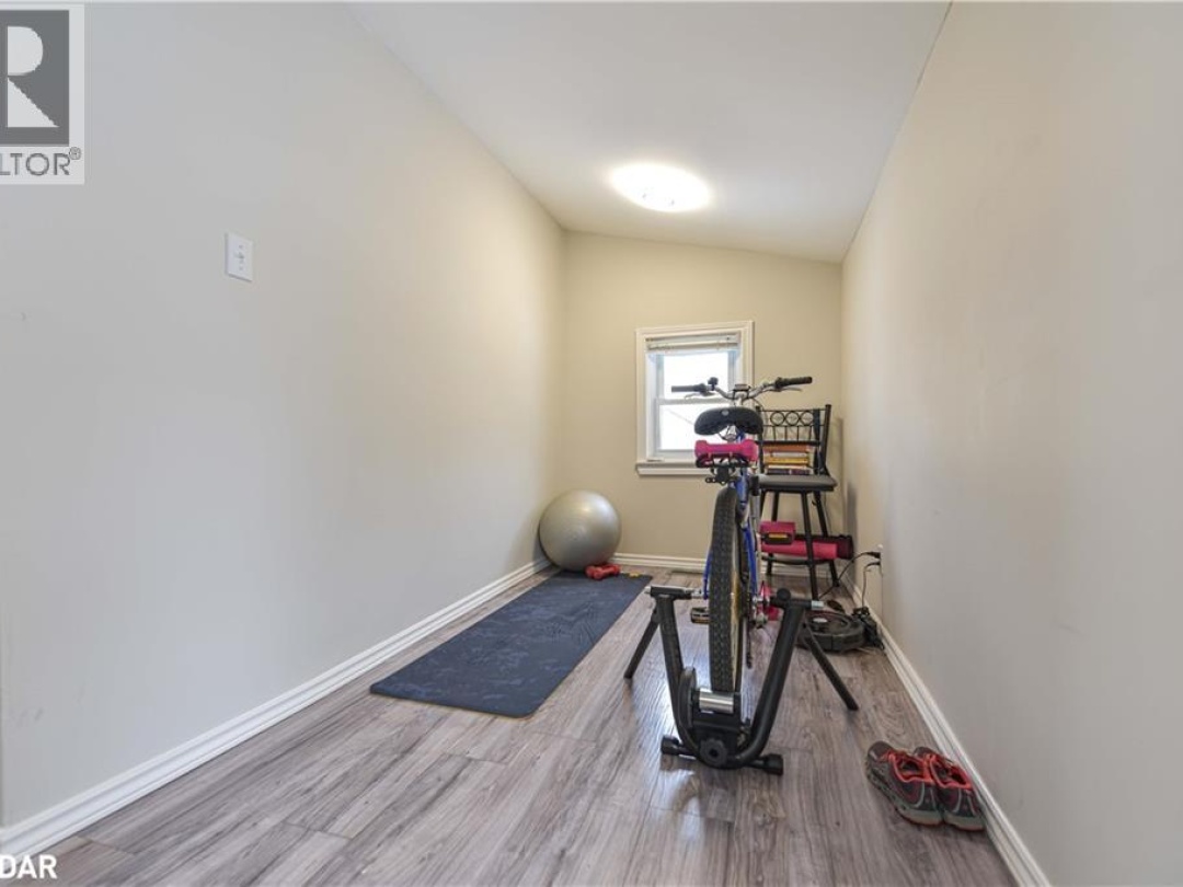 7187 BEACH Drive, 