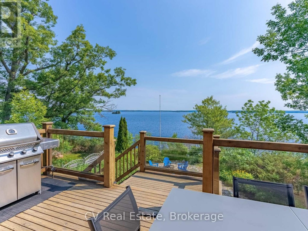 1016 LAWLAND HEIGHTS ROAD, Lake Muskoka