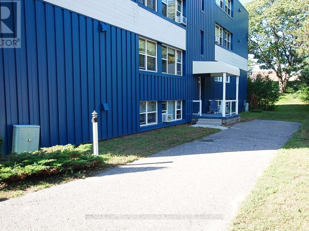 4 - 118 ISABELLA STREET, Parry Sound
