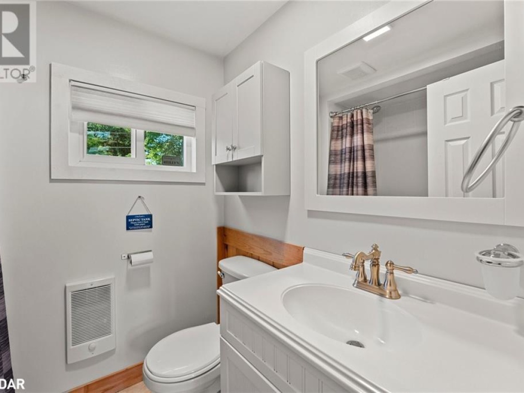 104 Fulsom Crescent, Dalrymple Lake