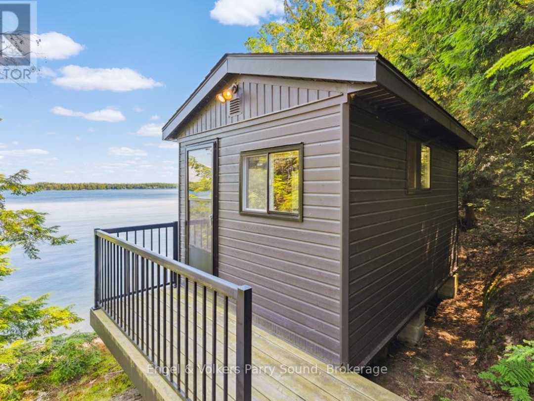 201 SANDY PLAINS ROAD S, 