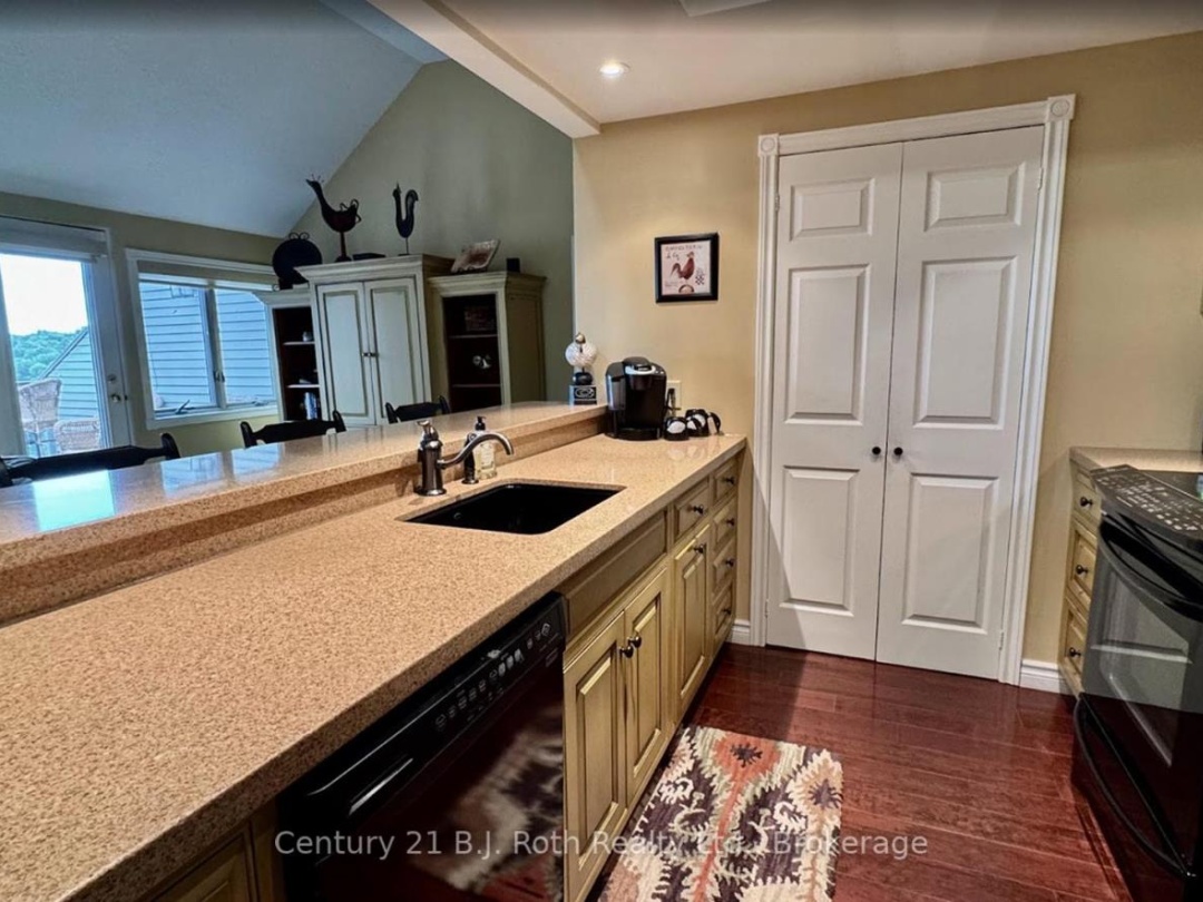 431 GRANDVIEW HILLTOP DRIVE, 