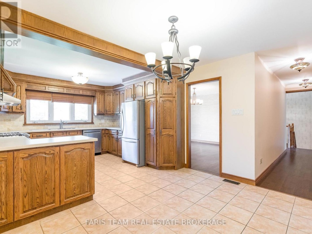2 BAYSIDE AVENUE, 