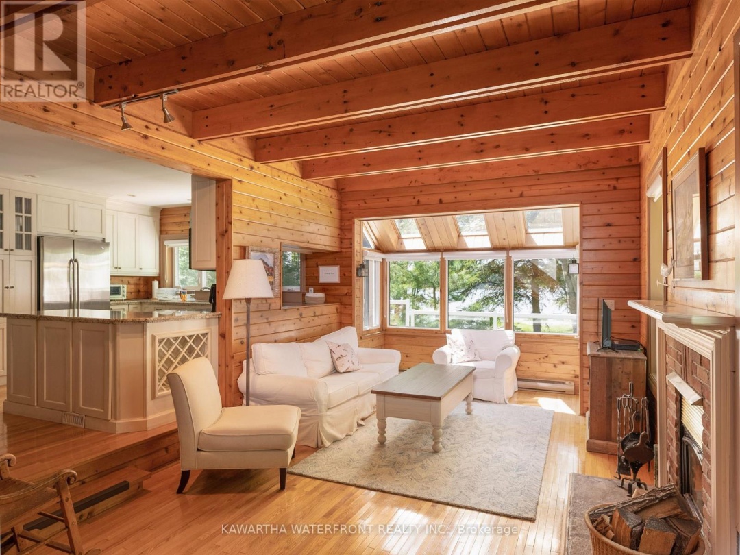 11 Woodworth Drive, Four Mile Lake