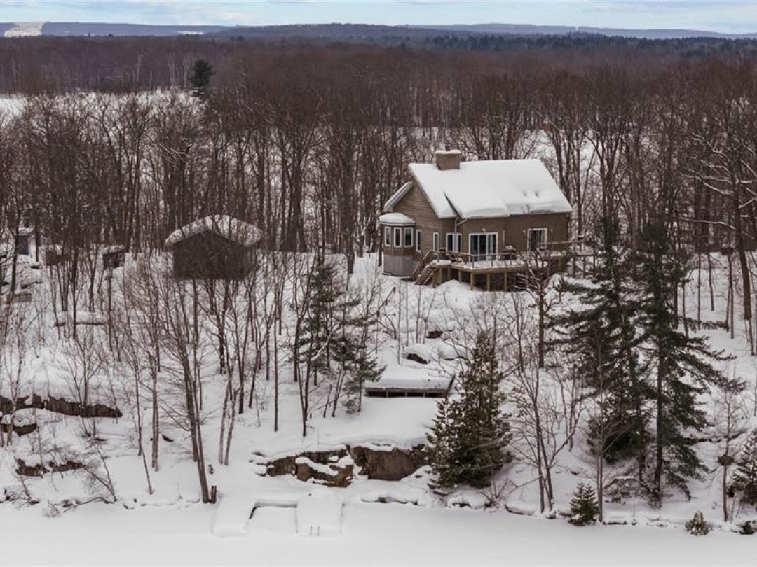 2043 Beman Point Lane, Gloucester Pool