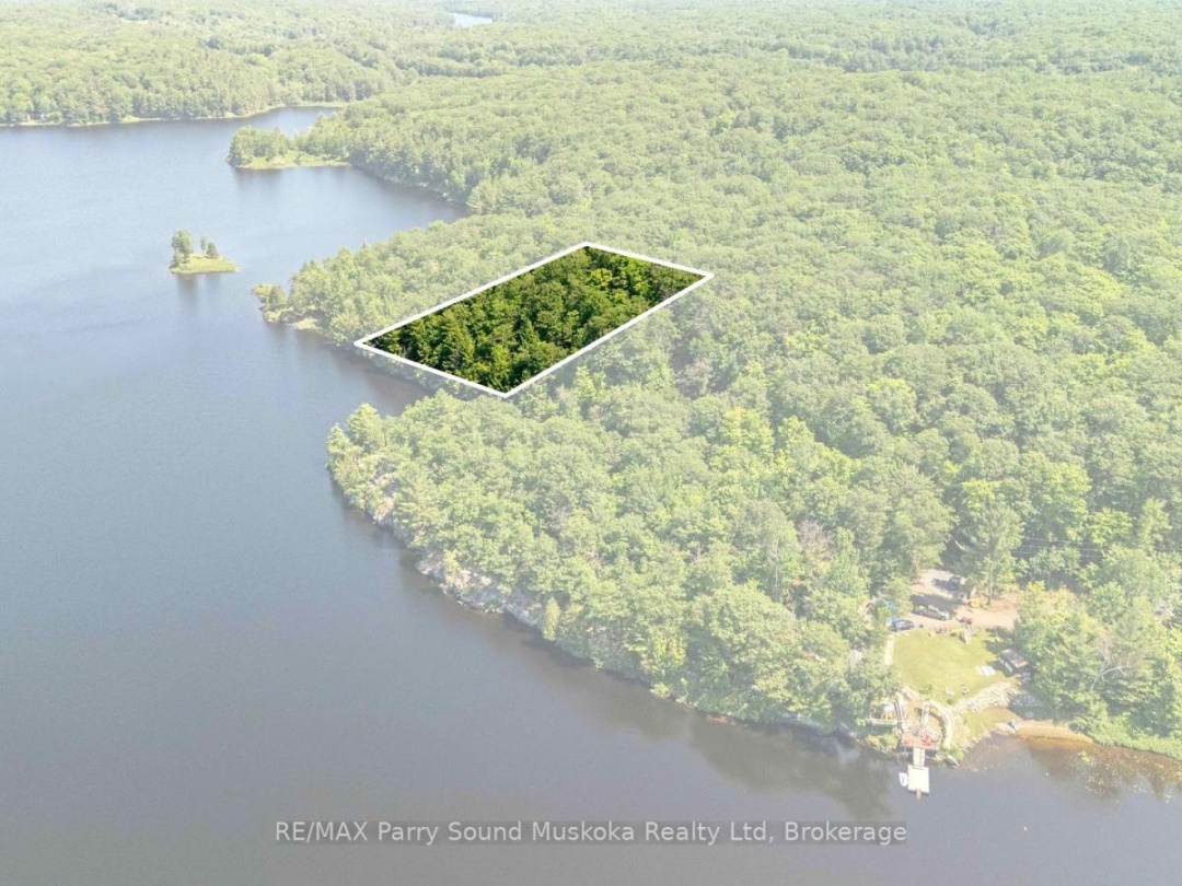 38 FUN COTTAGE LANE, Bell Lake