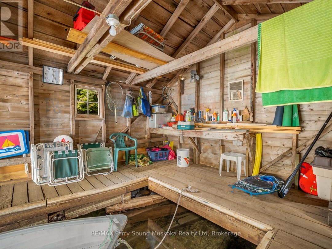 897 172 WA HORSESHOE LAKE, 