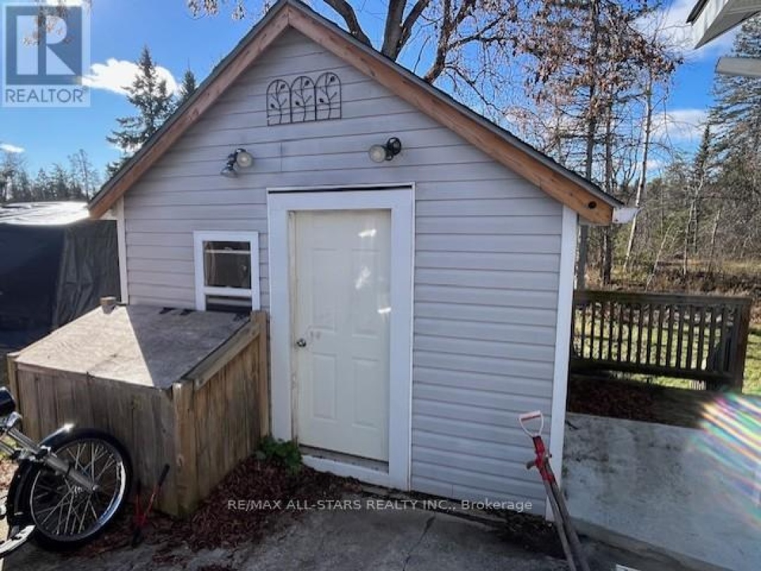 211 BURNT RIVER ROAD,