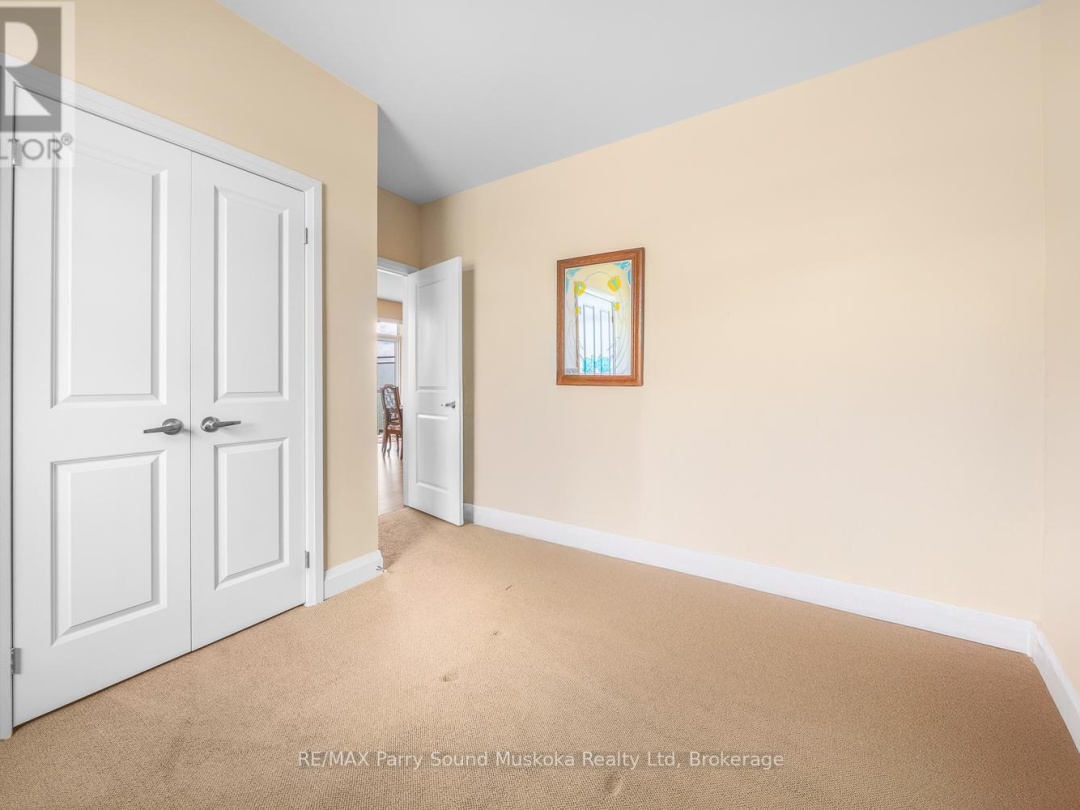 304 20 Silver Birch Court, Parry Sound