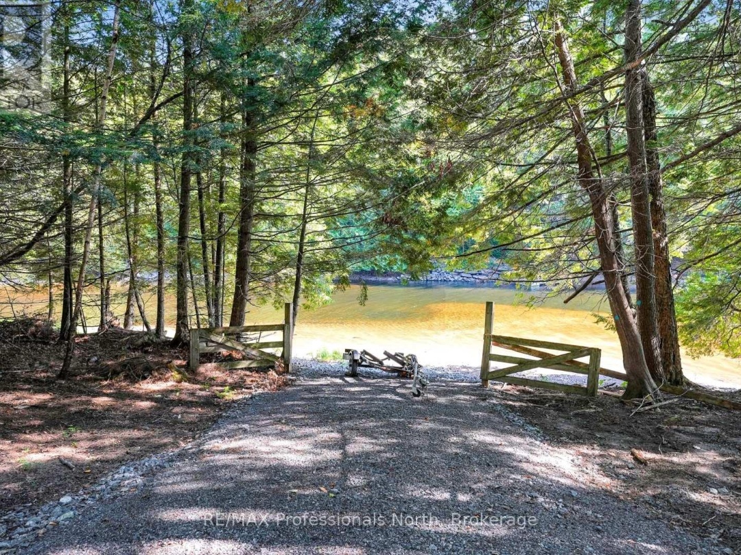 2718 WILKINSON ROAD, 