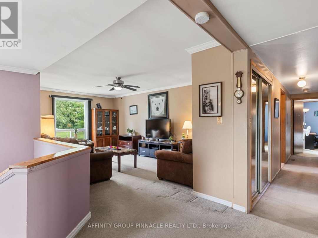 1071 OPMAR ROAD, 