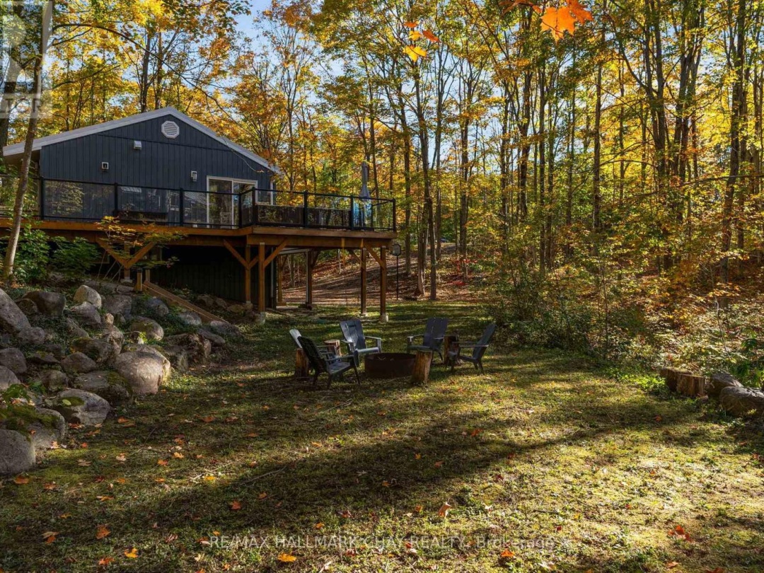 1 IROQUOIS RIDGE,