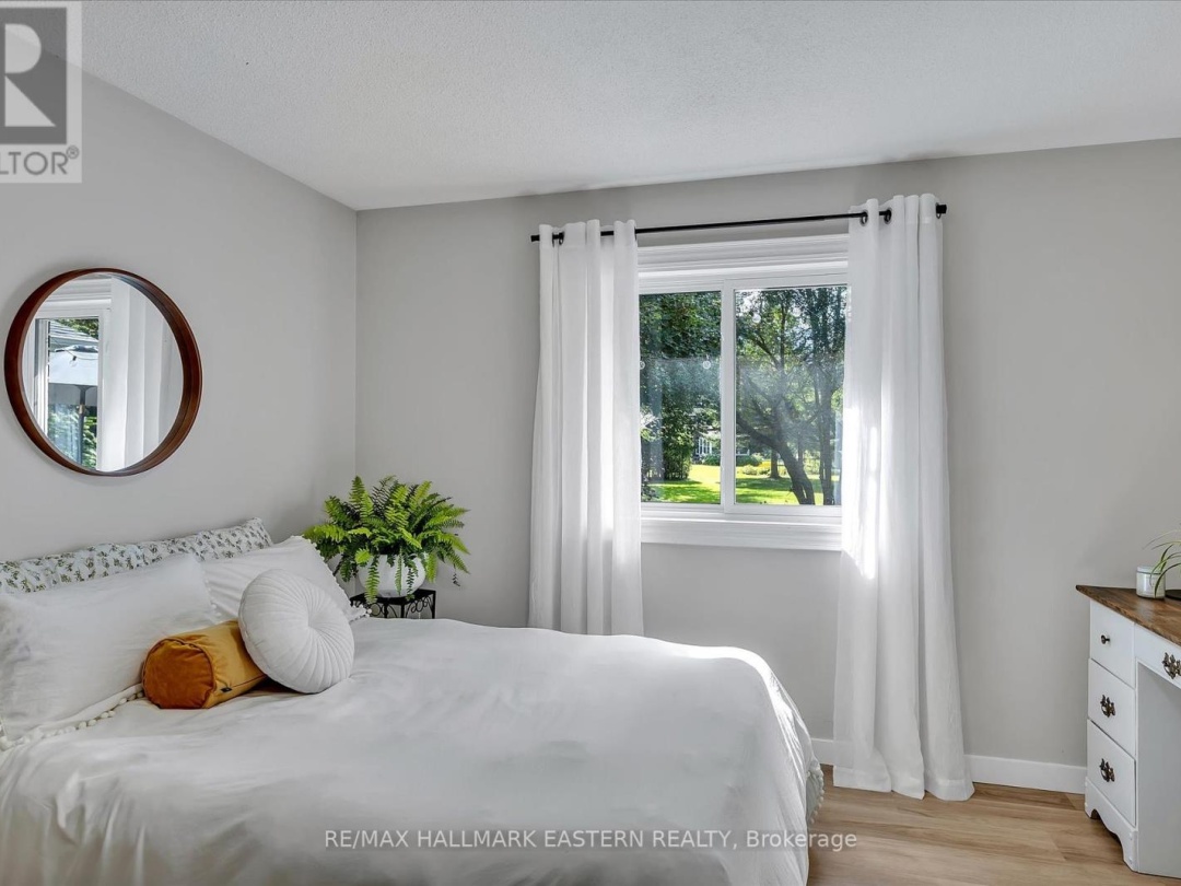 107 Pirates Glen Drive, Pigeon Lake
